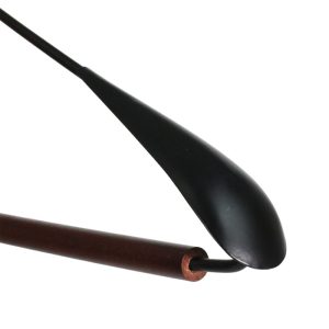ΚΡΕΜΑΣΤΡΑ ΜΕΤΑΛΛΙΚΗ BLACK ΜΕ ΞΥΛΙΝΗ ΡΑΓΑ WALNUT VIOSARP 42cm - Image 3